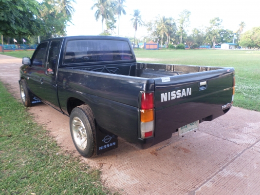 ขายรถกระบะนิสสันบิ๊กเอ็มแค๊ปฝาแดงปลายปี38 เครื่องแน่นๆประหยัดน้ำมันสุดๆสีเก็บมาใหม่สวยไร้ตำหนิบางๆสะอาดทั้งภายนอกและภายในครัชชีไม่ผุช่วงล่างแน่นปึก ภาษี+พรบ เต็ม ทะเบียนพร้อมชุดโอน สภาพพร้อมใช้งาน  แอร์เย็นจัด+ชีีดีMP3+USB+แม๊กไลเนอร์+ยางดี4เส้นขาย139,999