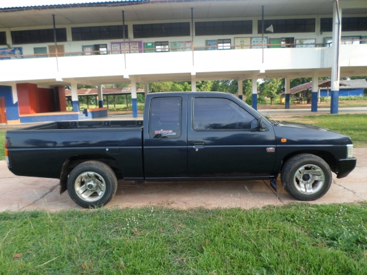 ขายรถกระบะนิสสันบิ๊กเอ็มแค๊ปฝาแดงปลายปี38 เครื่องแน่นๆประหยัดน้ำมันสุดๆสีเก็บมาใหม่สวยไร้ตำหนิบางๆสะอาดทั้งภายนอกและภายในครัชชีไม่ผุช่วงล่างแน่นปึก ภาษี+พรบ เต็ม ทะเบียนพร้อมชุดโอน สภาพพร้อมใช้งาน  แอร์เย็นจัด+ชีีดีMP3+USB+แม๊กไลเนอร์+ยางดี4เส้นขาย139,999