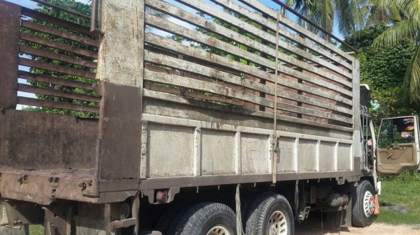 10ล้อเพลาเดียว170แรง FN525M. รถสวย คัสซีสวย เครื่องสวยรถใช้งานอยู่