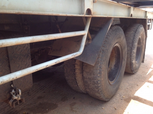 ขายสิบล้อพื้นเรียบ ติดเครน 3 ตัน