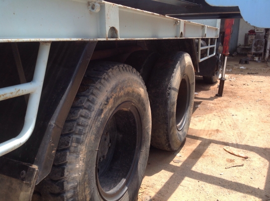 ขายสิบล้อพื้นเรียบ ติดเครน 3 ตัน