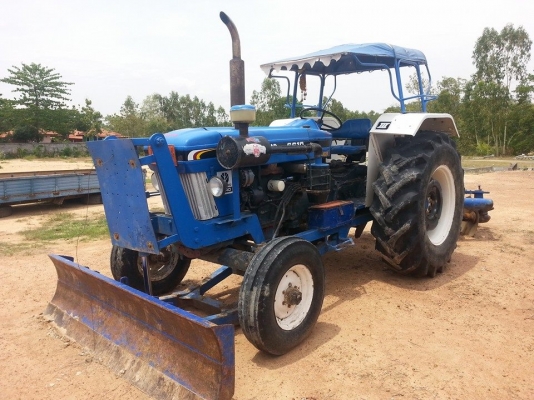 ขายรถไถ FORD 6610 เครื่องT6 อุปกรณ์ดันหน้า-ผานหลัง สภาพสวยพร้อมใช้งาน เอกสารพร้อมโอน สนใจโทร 090-8588220คุณนะ 093-3258446คุณบิว ID:narong498 หรือเข้าดูสินค้าอื่นๆได้ที่ www.truck.in.th/498 หรือเพจFacebook ณรงค์ ซื้อขายรถมือสอง (เว็บไซต์ส่วนตัว) หรือFacebo