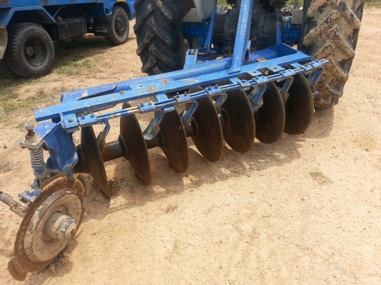 ขายรถไถ FORD 6610 เครื่องT6 อุปกรณ์ดันหน้า-ผานหลัง สภาพสวยพร้อมใช้งาน เอกสารพร้อมโอน สนใจโทร 090-8588220คุณนะ 093-3258446คุณบิว ID:narong498 หรือเข้าดูสินค้าอื่นๆได้ที่ www.truck.in.th/498 หรือเพจFacebook ณรงค์ ซื้อขายรถมือสอง (เว็บไซต์ส่วนตัว) หรือFacebo