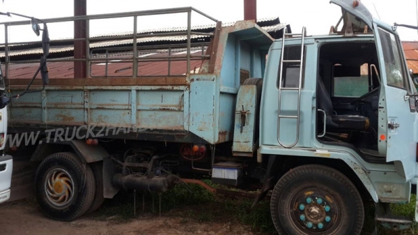 ISUZU 6 ล้อดัมพ์ ปี 2539 195 แรงม้า ยาง 900 ISUZU 6 ล้อดัมพ์ ปี 2539 195 แรงม้า ยาง 900