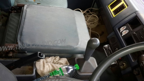 ISUZU 6 ล้อดัมพ์ ปี 2539 195 แรงม้า ยาง 900 ISUZU 6 ล้อดัมพ์ ปี 2539 195 แรงม้า ยาง 900