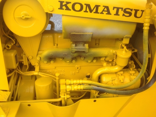 ขายรถแทรกเตอร์Komatsuรุ่นD21-3มือสองญี่ปุ่นไม่เคยใช้งานในไทย