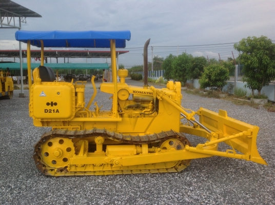 ขายรถแทรกเตอร์Komatsuรุ่นD21-3มือสองญี่ปุ่นไม่เคยใช้งานในไทย
