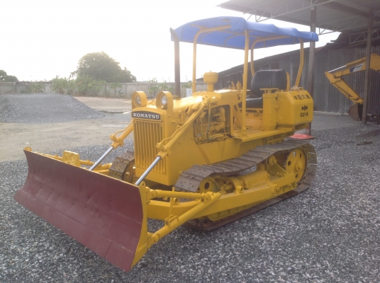 ขายรถแทรกเตอร์Komatsuรุ่นD21-3มือสองญี่ปุ่นไม่เคยใช้งานในไทย