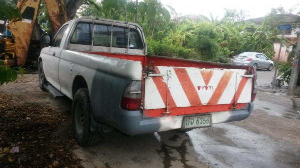 ขายรถมิตรซูสตาร์ด้า2500 ดีเซล รถพร้อมใช้แอร์หนาวพวงมาลัยเพาเวอร์แซสซีสวยเครื่องดี ขาย 75000 บาทไทย