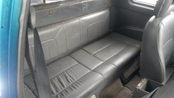 ขายครับรถมาสด้าธันเดอร์เครื่องอีซูซุมังกรดำเครื่องแน่นๆ แอร์เย็นแซสซีสบอดี้ด้านซ้ายผุหน่อยครับจอดนานพวงมาลัยธรรมดา ขาย 58000 บาท