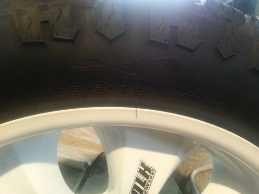 MAX พร้อมยาง PIONEER AT 265-50-20 ปี14 ET15 6 รู 139 MAX พร้อมยาง PIONEER AT 265-50-20 ปี14 ET15 6 รู 139