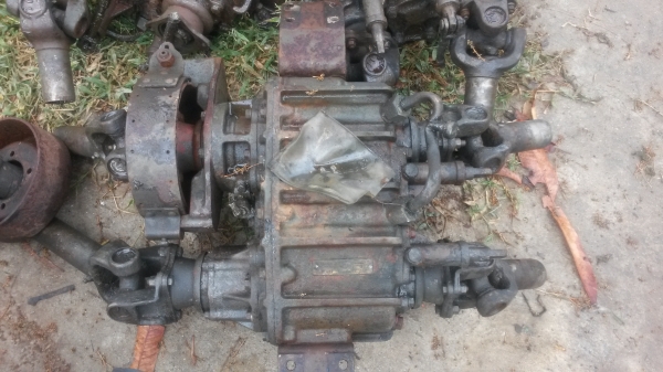 ขายเกียร์สโลรถสิบล้อทหาร4ทิศ3เพลา ลูกล่ะ 35000 บาท สภาพสวยครับตัดมาสดๆ