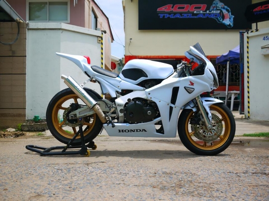 ขาย cbr92 ตัวคาร์บูไฟฟ้าพร้อมทะเบียนแท้ แฟริ่ง cbr1000 08 เครื่องดีสุดๆ