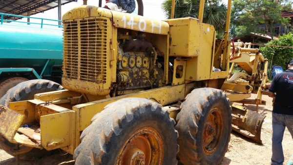 ขายรถเกรด GALION สภาพพร้อมใช้ เครื่องดอยซ์ 4 สูบ เครื่องดีปั้มดี ขายรถเกรด GALION สภาพพร้อมใช้ เครื่องดอยซ์ 4 สูบ เครื่องดีปั้มดี