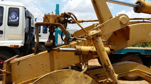 ขายรถเกรด GALION สภาพพร้อมใช้ เครื่องดอยซ์ 4 สูบ เครื่องดีปั้มดี ขายรถเกรด GALION สภาพพร้อมใช้ เครื่องดอยซ์ 4 สูบ เครื่องดีปั้มดี