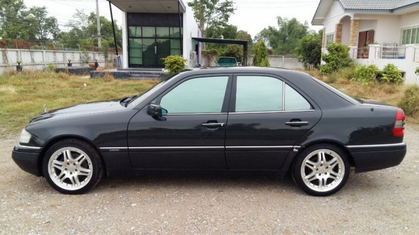 ขายถูกครับ BENZ C220 ELEGANCE