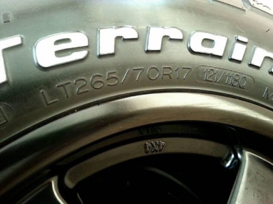 ขายยาง   BF MUD KM2  265 x 70 x 17