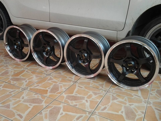 ขายล้อ 15*6.5 / 4*100-114 off38 ขาย 5700 บาท