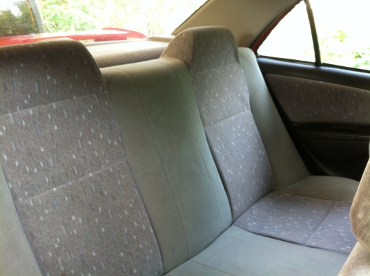 ขายTOYOTA VIOS(จัดใด้เกือบเต็ม) เกียร์ธรรมดาเเท้สีเเดงจากโรงงาน ขายTOYOTA VIOS(จัดใด้เกือบเต็ม) เกียร์ธรรมดาเเท้สีเเดงจากโรงงาน