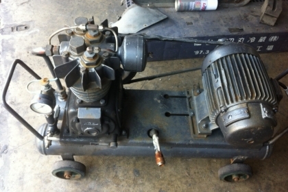 เครื่องปั๊มลม HITACHI สภาพดี