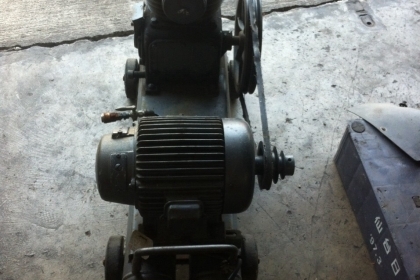 เครื่องปั๊มลม HITACHI สภาพดี