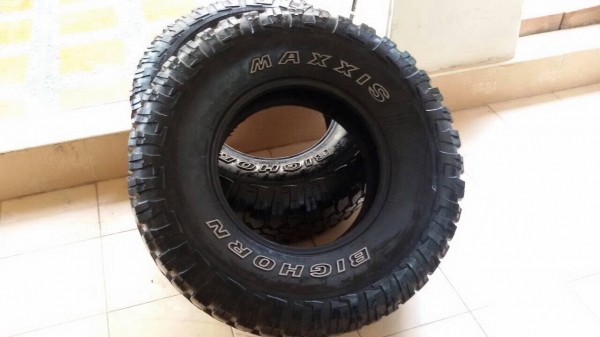 ขายยาง mud maxxis 285/75/16 สวยๆครับ