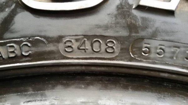 ขายยาง mud maxxis 285/75/16 สวยๆครับ