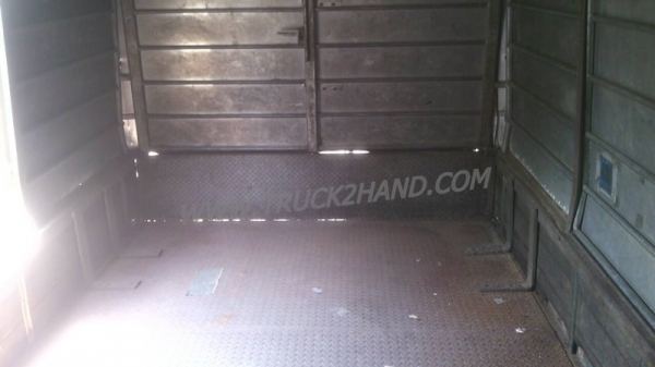 ISUZU Npr กระบะคาร์โก้ ยางเรเดียนใหม่6เส้น พรัอมโครงหลังคา คัชซีสวยตลอดเส้น ล้อ5น้อต แอร์ พวงมาลัยพาวเวอร์ หัวเก่งมีผุนิดหน่อย ภาษีไม่ขาด