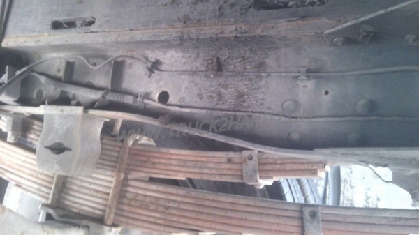 ISUZU Npr กระบะคาร์โก้ ยางเรเดียนใหม่6เส้น พรัอมโครงหลังคา คัชซีสวยตลอดเส้น ล้อ5น้อต แอร์ พวงมาลัยพาวเวอร์ หัวเก่งมีผุนิดหน่อย ภาษีไม่ขาด