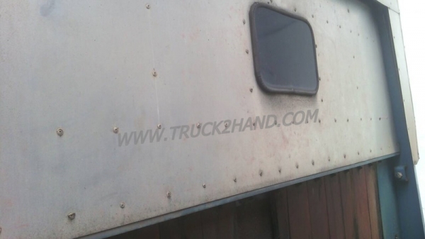 ISUZU Npr กระบะคาร์โก้ ยางเรเดียนใหม่6เส้น พรัอมโครงหลังคา คัชซีสวยตลอดเส้น ล้อ5น้อต แอร์ พวงมาลัยพาวเวอร์ หัวเก่งมีผุนิดหน่อย ภาษีไม่ขาด