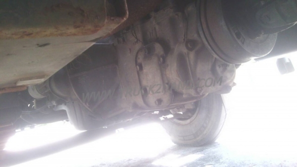 ISUZU Npr กระบะคาร์โก้ ยางเรเดียนใหม่6เส้น พรัอมโครงหลังคา คัชซีสวยตลอดเส้น ล้อ5น้อต แอร์ พวงมาลัยพาวเวอร์ หัวเก่งมีผุนิดหน่อย ภาษีไม่ขาด