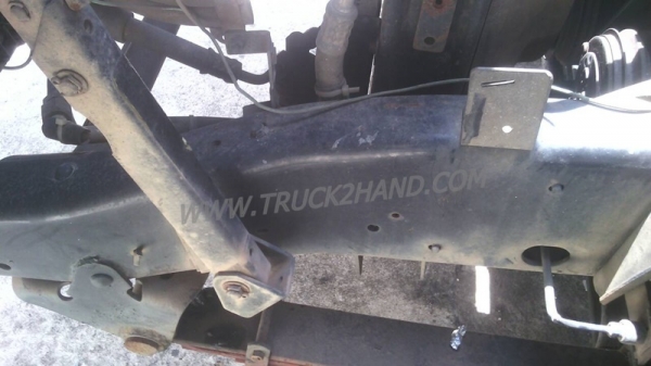 ISUZU Npr กระบะคาร์โก้ ยางเรเดียนใหม่6เส้น พรัอมโครงหลังคา คัชซีสวยตลอดเส้น ล้อ5น้อต แอร์ พวงมาลัยพาวเวอร์ หัวเก่งมีผุนิดหน่อย ภาษีไม่ขาด