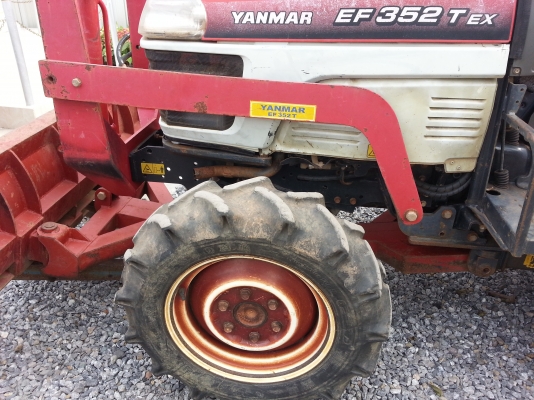 ยันร์ม่า EF352T EX   4 WD 2 เพลา ใบมีด ผาน 5 รถไร่เดิมๆแน่นๆ