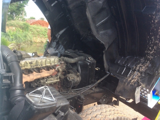 ขาย10ล้อHINO(3H) เครื่อง195แรง เพลาเดียว กะบะยาว6.3เมตร เครื่องดี ยางดี ครัทซีสวย ขาย 820,000บาท (ศุภากร 081-4252943)