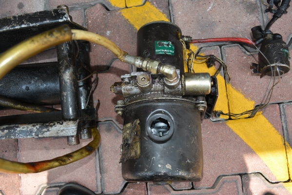 ปั้มไฮดรอลิก กระบอกดั้ม ขาดีด รีเลย์ ครบชุด