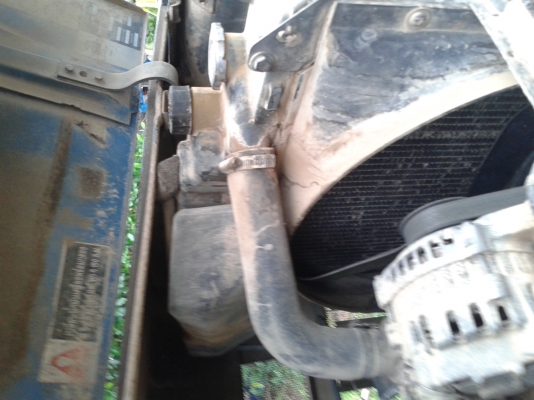 ขาย6640เพลาเดียว อุปกรณ์สามชิ้น เล่มทะเบียนพร้อมโอน