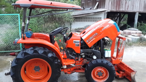 ขายยาง  12.4  x24