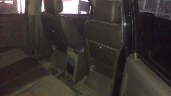 ขายด่วนอีซูซุ แวนไทยรุ่งสวยๆครับหรือเทินรถตู้ราคาใกล้เคียง