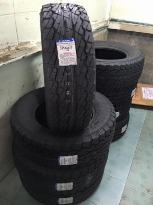 ลดราคาพิเศษ .ยางใหม่ ปี 14 ขนาด 265/65R17 ดอกAT