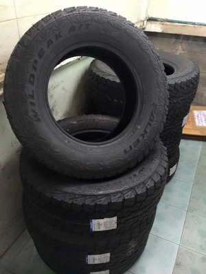 ลดราคาพิเศษ .ยางใหม่ ปี 14 ขนาด 265/65R17 ดอกAT