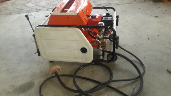 ปั้มฉีดยา อัดฉีด