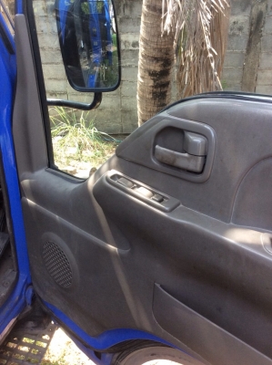 ขาย รถ6กลางมีคอก สภาพพร้อมใช้งาน ขาย รถ6กลางมีคอก สภาพพร้อมใช้งาน