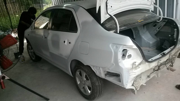 ขายวีออส ตัวเจ ปี2012 พร้อมใช้งาน รถ ขี่ดีปกติ แต่รถเคยเกิดอุบัติเหตุ ที่สโพก ช้ายขวา  เล่มทะเบียนแจ้งว่ารถเคยแจ้งจอด เหมาะสำหรับคนเอาไปใช้ ขายแค่185000บาท0896069238