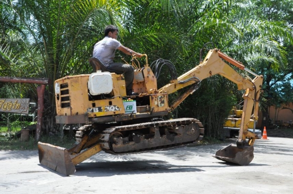 ลดกระหน่ำ!!ขายแบคโฮ YANMAR YB1200สวยเดิมจากญี่ปุ่น ทำงานสมบูรณ์ทุกระบบ รับรองไม่ผิดหวัง 125,000 เท่านั้น!!