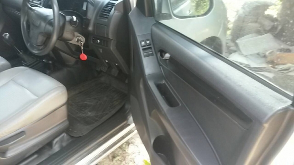 ขาย ออนิวดีแมกปี2012ไฟฟ้าพาวเวอร์ รถเคยเกิดอุบัติเหตุ ช่อมเสดแล้วขายถูก เหมาะคนเอาไปใช้ พร้อมใช้งานไม่จุกจิก ขี่ดีพร้อมใช้ ขายแค่265000บาท 0896069238