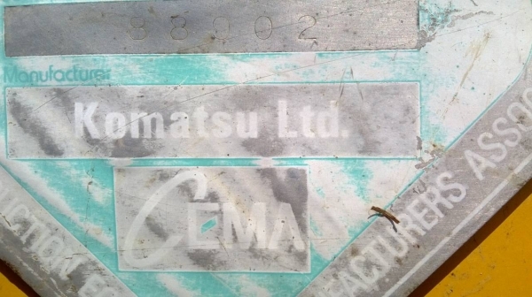 รถแบคโฮ KOMATSU PC - 200 - 6 สนใจติดต่อ 081 - 6079515 รถแบคโฮ KOMATSU PC - 200 - 6 สนใจติดต่อ 081 - 6079515