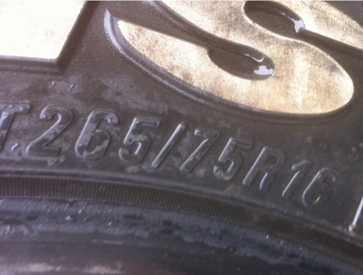 ยาง Mud Maxxis 764 เบอร์ 265 75 16 ปลายปี11 ลงพื้นจริงปี13 ยาง Mud Maxxis 764 เบอร์ 265 75 16 ปลายปี11 ลงพื้นจริงปี13