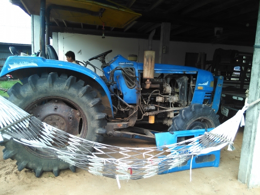 ขอบคุณทีมงานtruck2handครับรถไถแชมป์3สูบ48แรงครับพร้อมผาน5*22และดันหน้าครับราคาต่อรองได้อีกครับขอบคุณอาเสี่ยใหญ่จากศรีษะเกศครับโอนเงินมัดจำแล้วครับ