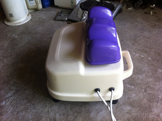 เครื่องโยกสวิงเท้า ซ้าย-ขวา มีรีโมทสายสั่งการทำงาน ช่วยลดการปวดเมื่อยขา เท้า ช่วยเพิ่มการไหลเวียนของเลือดช่วงขาดีขึ้น