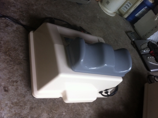 เครื่องโยกสวิงเท้า ซ้าย-ขวา มีรีโมทสายสั่งการทำงาน ช่วยลดการปวดเมื่อยขา เท้า ช่วยเพิ่มการไหลเวียนของเลือดช่วงขาดีขึ้น